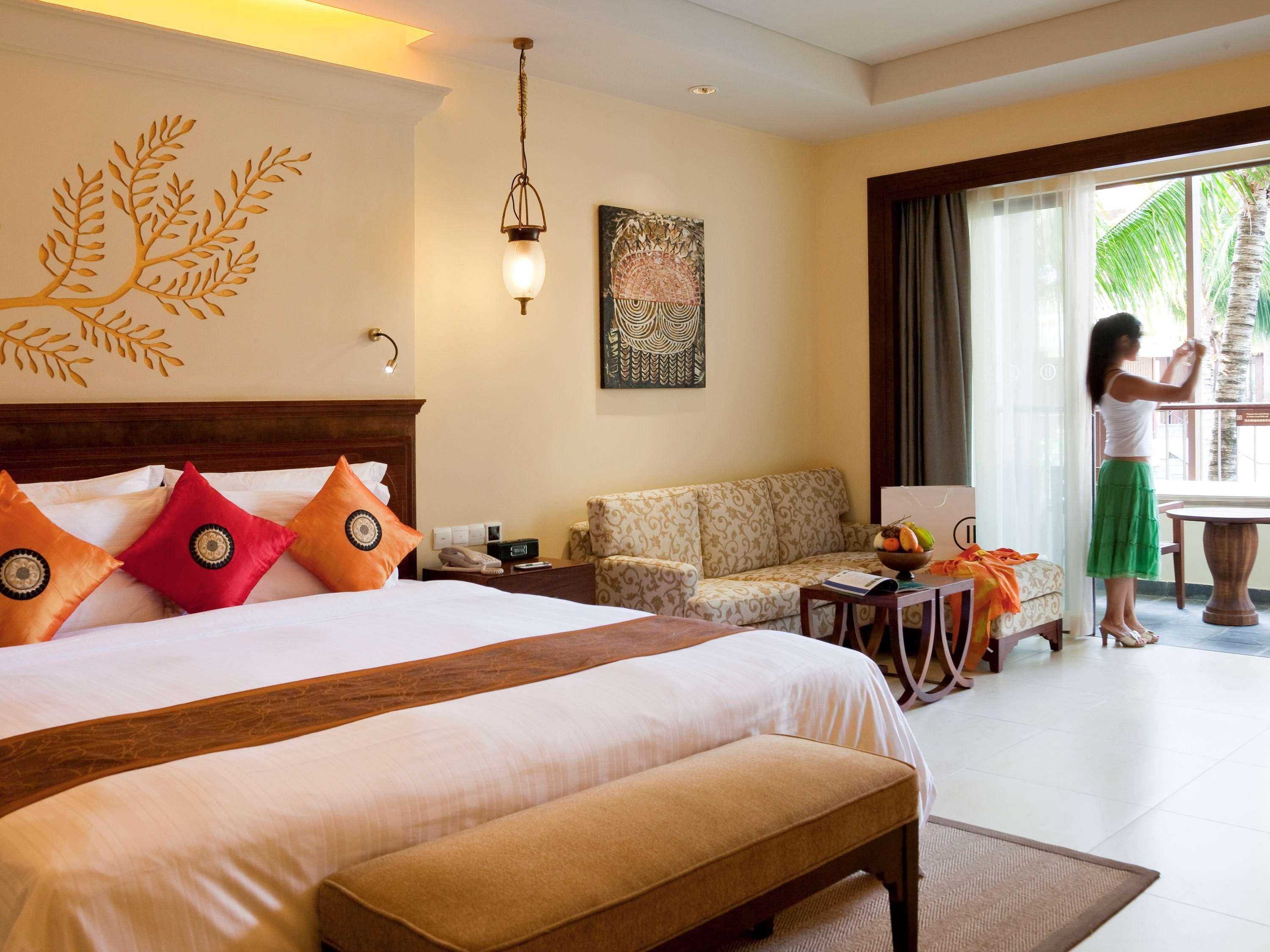 Pullman sanya yalong bay. Pullman Sanya Yalong Bay 5*. Yalong Bay Villa Spa 5. Yalong Bay Villas Spa 5 Китай обзор.