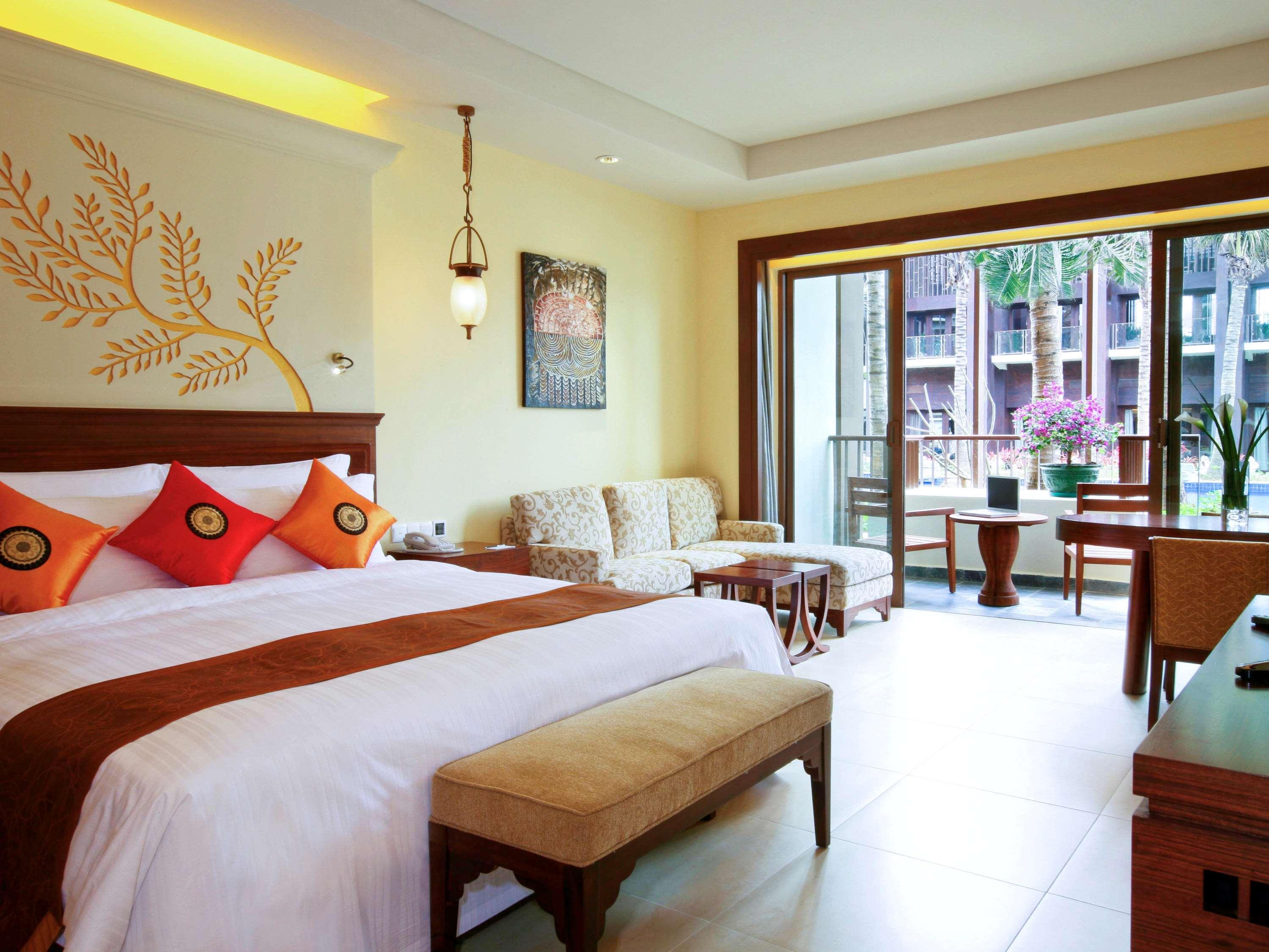 Pullman yalong bay resort spa 5. Pullman Санья. Отель Yalong Bay. Pullman Sanya Yalong Bay Resort&Spa 5*. Yalong Bay Villas & Spa 5*.